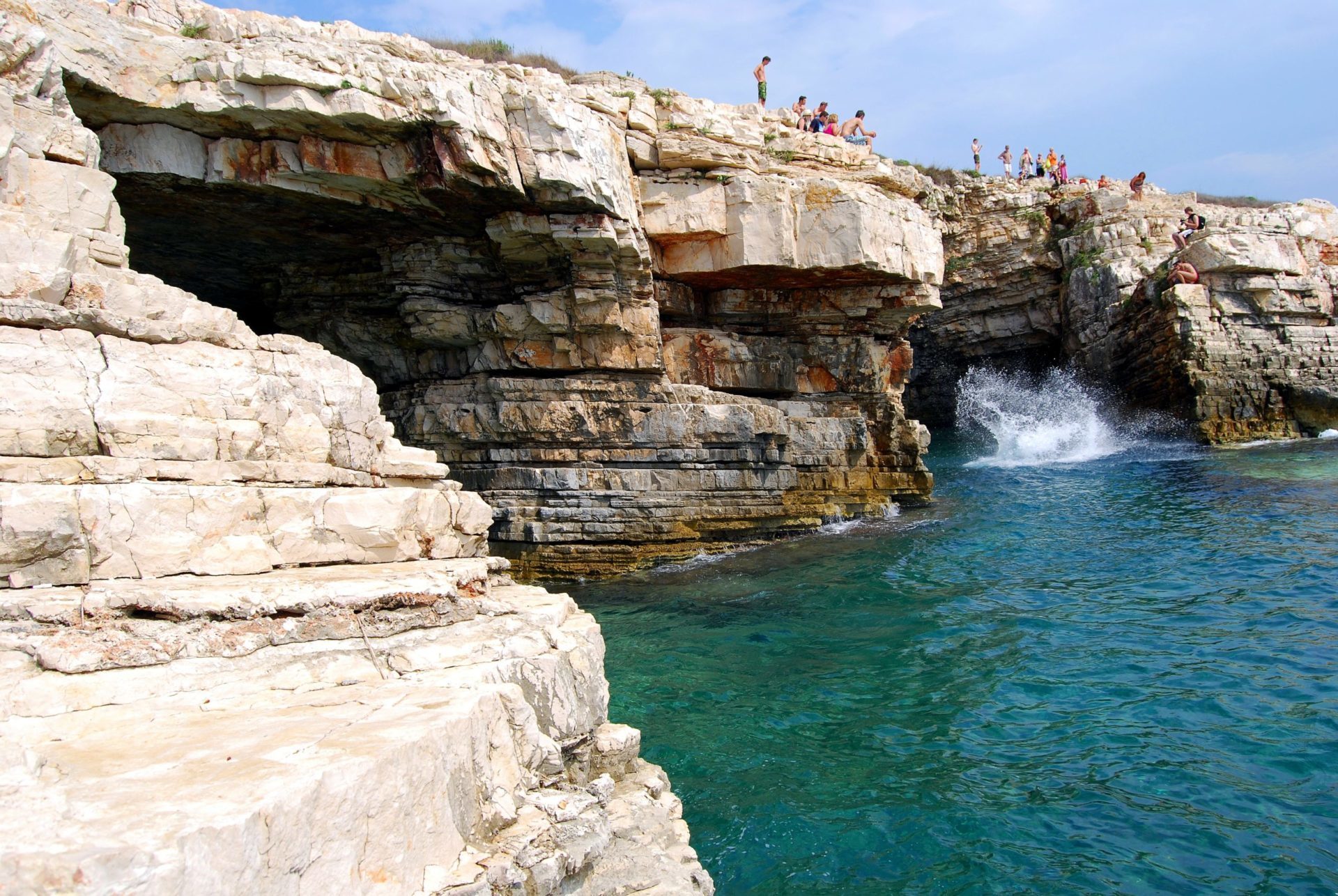 Wassertemperatur Pula: Klippenspringen am Kap Kamenjak bei Premantura