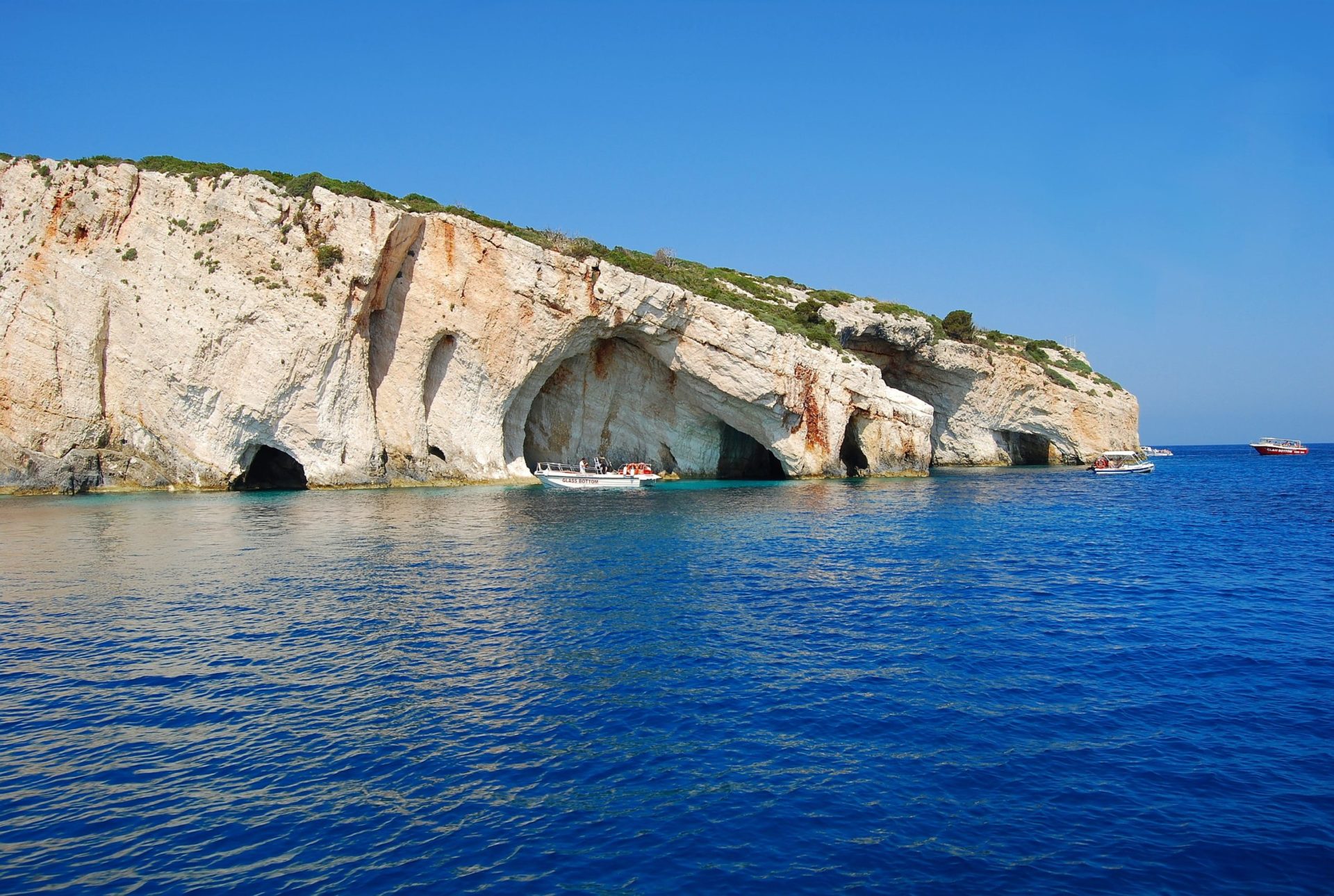 Wassertemperatur Zakynthos: Die Blauen Grotten bei Skinari in der Nähe des Nordkaps